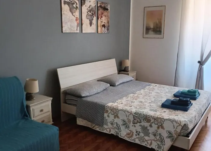 Il Papavero Nero לינה וארוחת בוקר 4*